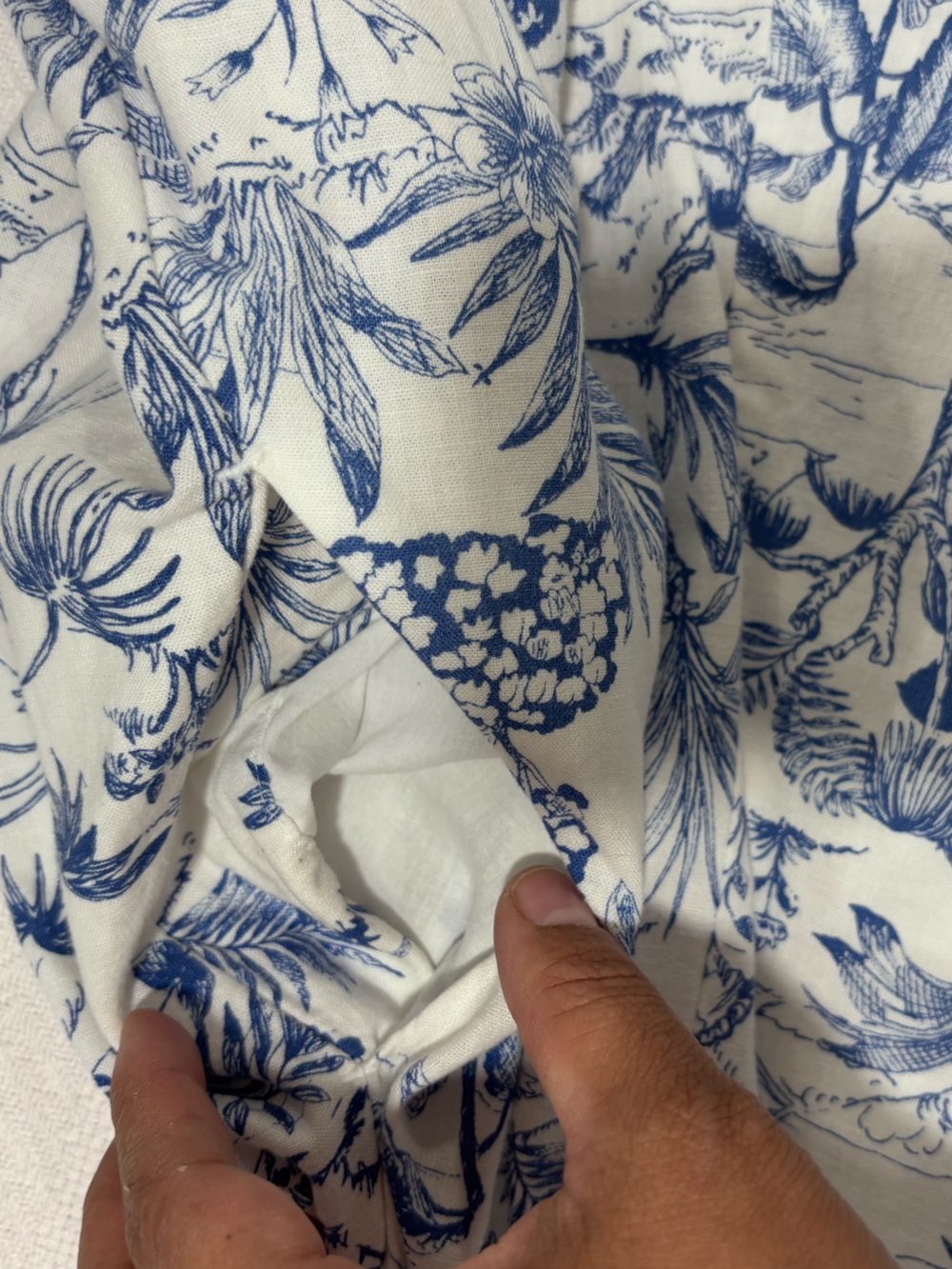 Nicole Miller White Mini Dress with Blue Botanical Toile - Picture 11 of 12